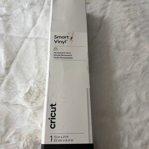 Cricut Smart Vinyl Permanent - White